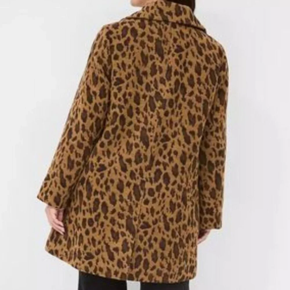 LANE BRYANT LEOPARD PRINT DOUBLE BREASTED JACQUARD COAT SIZE 18 NWT - Picture 2 of 9